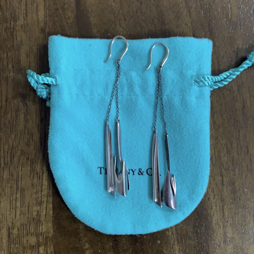 Tiffany & Co. Rare Frank Gehry long  Silver sculptural dangle earrings